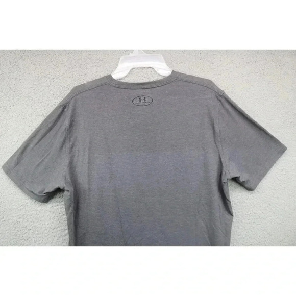 Under Armour Men's Heat Gear Loose-Medium-"United We Stand" T-Shirt - Picture 6 of 7